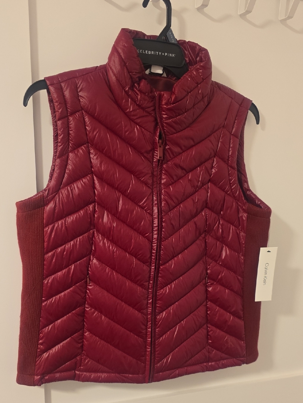 Calvin KLEIN Quilted Wine Red Puffer Vest